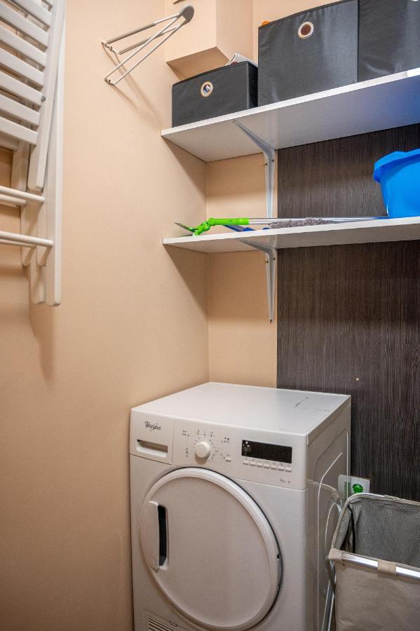 Elegant Spotless Apartment In Sofia Center Экстерьер фото